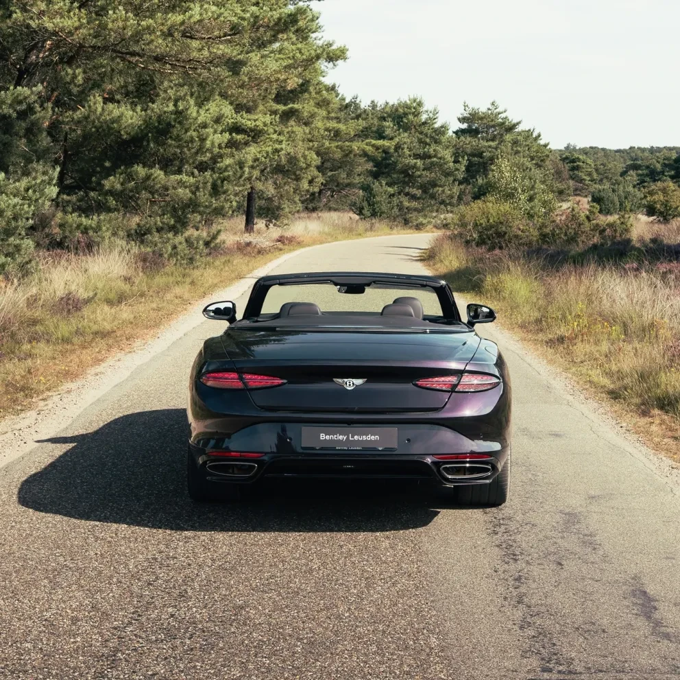 Bentley Leusden - Continental GTC Achteraanzicht
