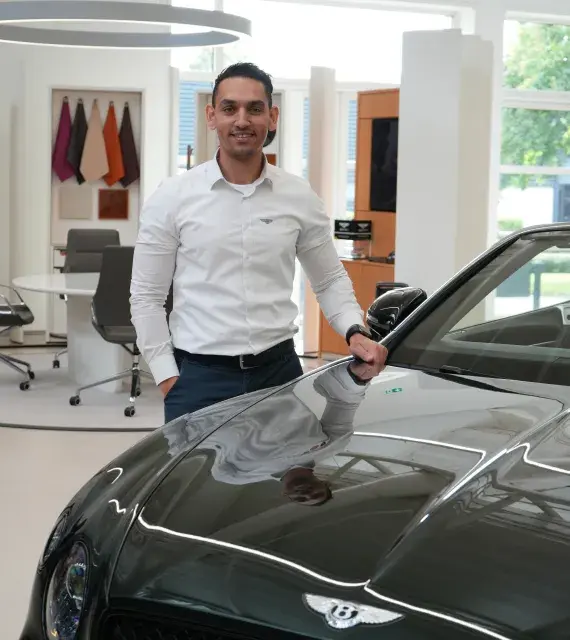 Portret Abdeslam Khaderi Bentley Leusden