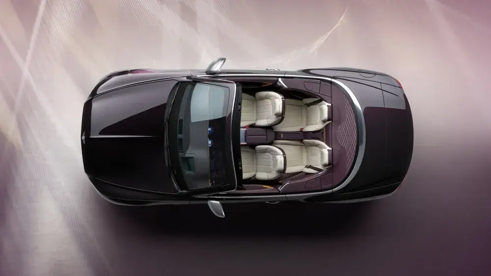 jpeg-Imagery_Continental GT Convertible Mulliner_25MY_New Continental GTC - Mulliner - Exterior Studio Image.jpg