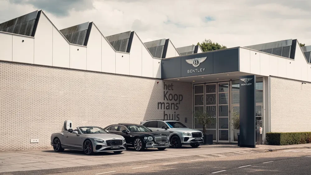Bentley Leusden showroom header